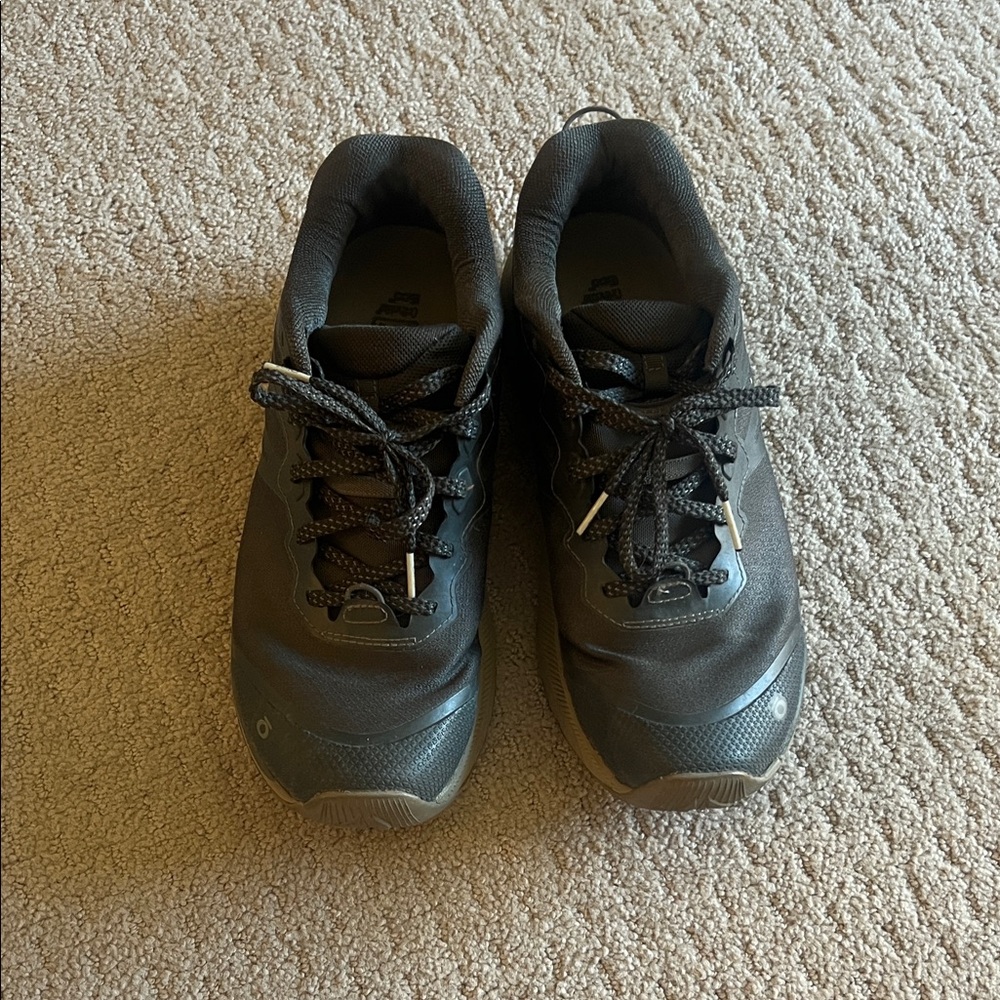 Men's Black Oboz sneakers